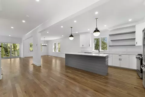 Dining - 41 Barrows St, Dedham, MA 02026 photo 1 of 1