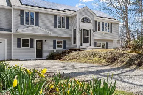 116 Mill Creek Dr, Ashby, MA 01431