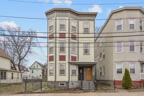 41 Standish St #2, Dorchester Center, MA 02124