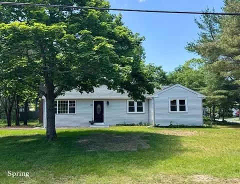 49 Hazelmoor Rd, Yarmouth, MA 02664
