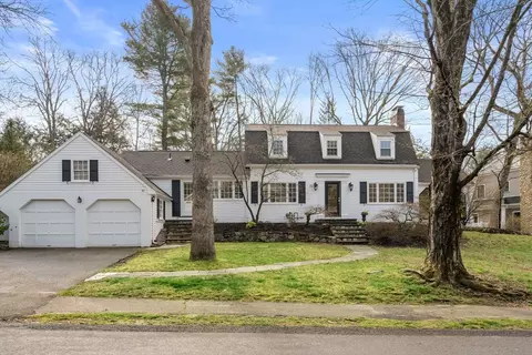 96 Bristol Rd, Wellesley, MA 02481