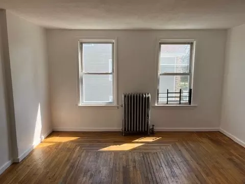 23 White St Taunton Manull