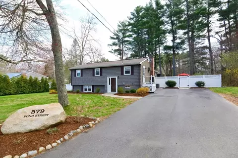 579 Pond St, Franklin, MA 02038