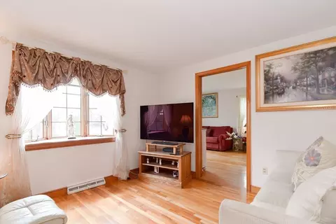 Living - 11 Clark Rd, Millis, MA 02054 photo 5 of 10