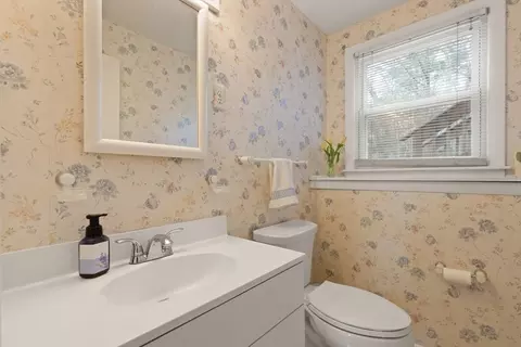 Bath - 8 Spring Ln, Sharon, MA 02067 photo 2 of 2