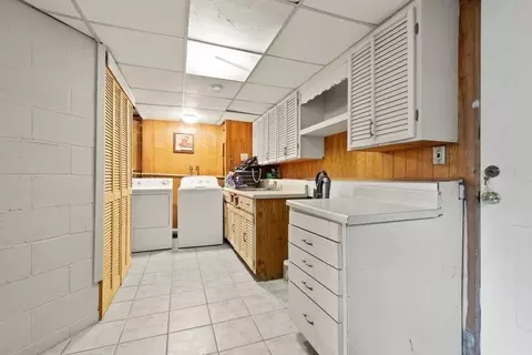 Kitchen - 8 Spring Ln, Sharon, MA 02067 photo 6 of 6