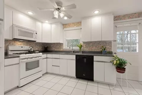 Kitchen - 8 Spring Ln, Sharon, MA 02067 photo 1 of 6