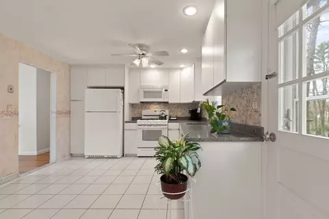 Kitchen - 8 Spring Ln, Sharon, MA 02067 photo 2 of 6
