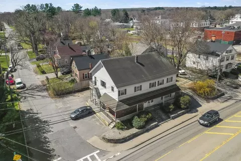 13 Sutton Ave, Oxford, MA 01540