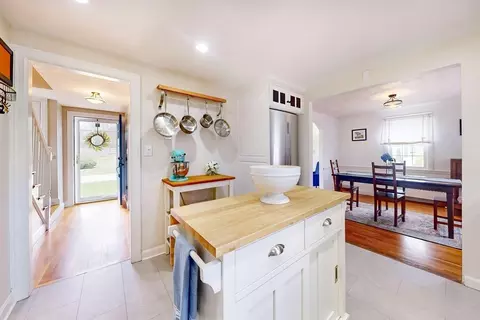 Kitchen - 53 Morse Ave, Dedham, MA 02026 photo 4 of 4
