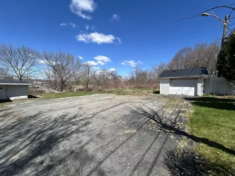Exterior - 41 Orient St, Worcester, MA 01604 photo 6 of 7