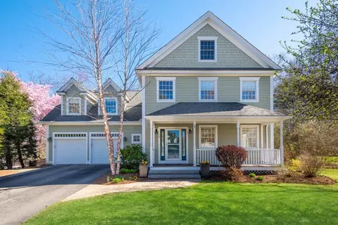 29 Old Bridge Rd, Concord, MA 01742