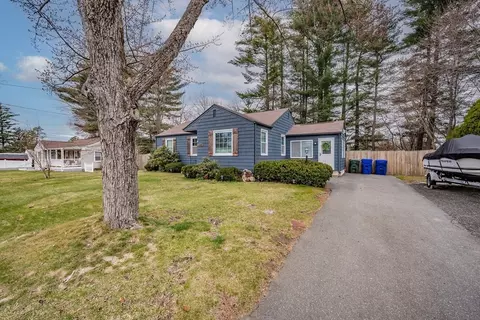 Exterior - 182 Westbrook Dr, Springfield, MA 01129 photo 3 of 6