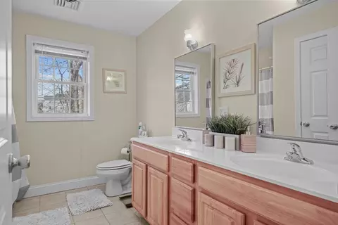 Bath - 116 Gagnon St, Fall River, MA 02723 photo 3 of 3