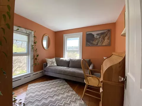 Living - 113 Depot Rd, Hatfield, MA 01038 photo 6 of 6