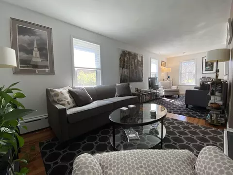 Living - 113 Depot Rd, Hatfield, MA 01038 photo 3 of 6