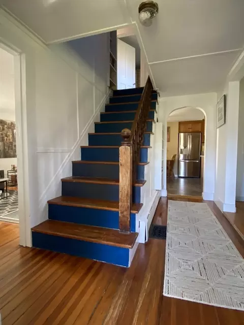 Entry Way - 113 Depot Rd, Hatfield, MA 01038 photo 1 of 2