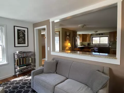 Living - 113 Depot Rd, Hatfield, MA 01038 photo 4 of 6