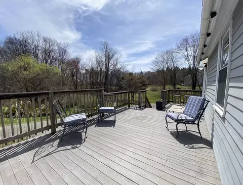 Exterior - 113 Depot Rd, Hatfield, MA 01038 photo 5 of 17