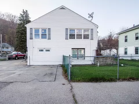 69 Chilmark St, Worcester, MA 01604 photo 2
