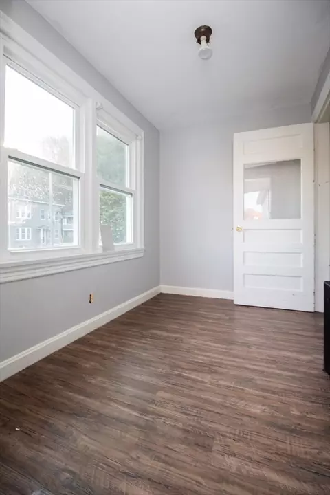 69 Chilmark St, Worcester, MA 01604 photo 12