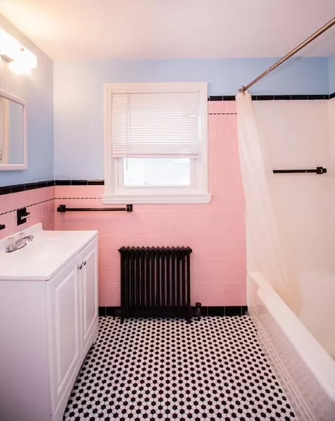 69 Chilmark St, Worcester, MA 01604 photo 9
