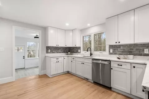 Kitchen - 180 Great Rd, Maynard, MA 01754 photo 2 of 5