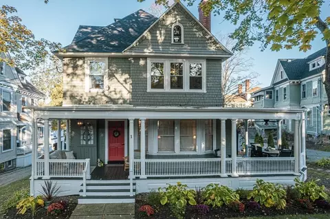 1 Locke St, Andover, MA 01810