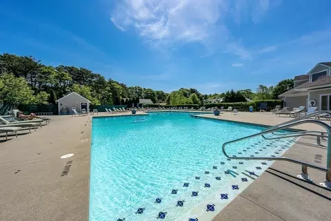 Exterior - 4 Upland Cir #4, Mashpee, MA 02649 photo 7 of 8