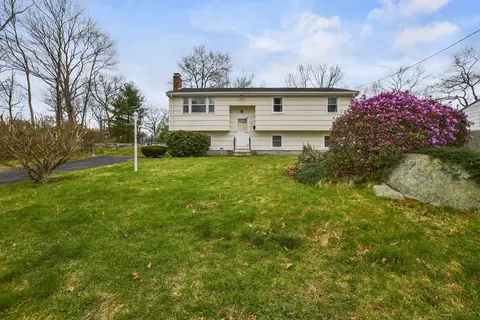 119 Downey Rd, Brockton, MA 02302