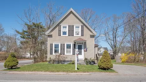 54 Van Buren St, Taunton, MA 02780