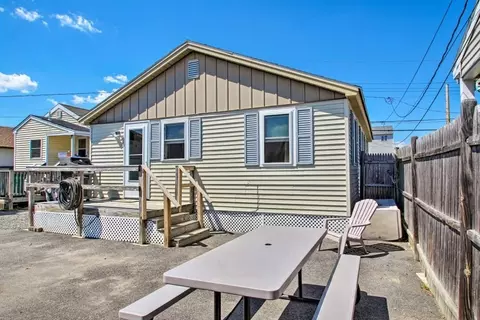 Exterior - 11 Riverview Ter, Hampton, NH 03842 photo 3 of 8