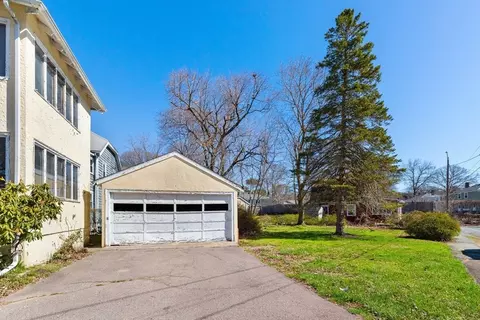 Exterior - 43 Sohier Rd, Beverly, MA 01915 photo 5 of 7