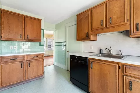 Kitchen - 43 Sohier Rd, Beverly, MA 01915 photo 5 of 5