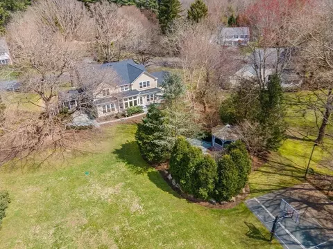 View/Area - 25 Edgewater Dr, Needham, MA 02492 photo 2 of 2