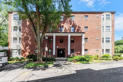 16 Winter St #41B, Waltham, MA 02451