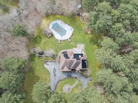 View/Area - 1560 Copicut Rd, Fall River, MA 02747 photo 1 of 1