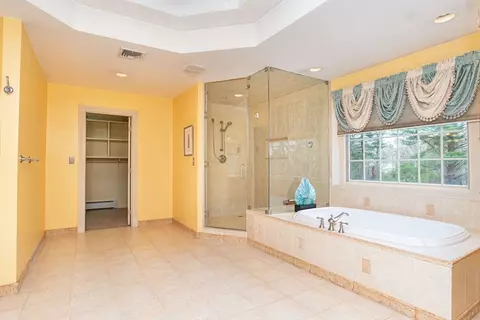 Bath - 1560 Copicut Rd, Fall River, MA 02747 photo 1 of 2