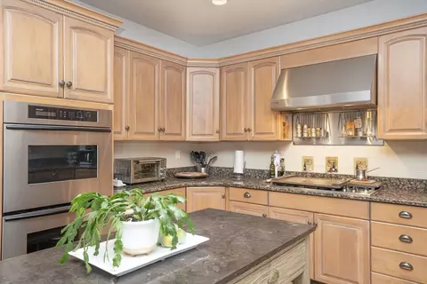 Kitchen - 1560 Copicut Rd, Fall River, MA 02747 photo 3 of 5