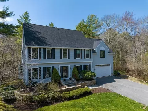 21 Olde Mdw, Marion, MA 02738
