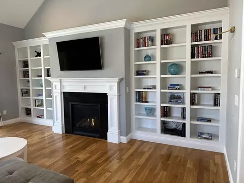 Living - 18 Millstone Dr #18, Medway, MA 02053 photo 2 of 4