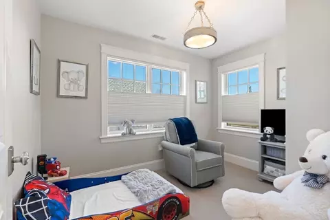 Bedroom - 23 Stonebridge Rd #23, Ipswich, MA 01938 photo 4 of 7