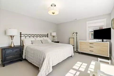 Bedroom - 23 Stonebridge Rd #23, Ipswich, MA 01938 photo 6 of 7