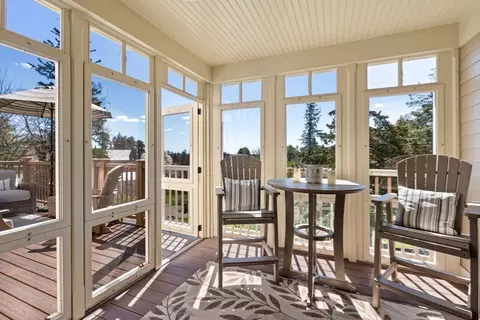 Exterior - 23 Stonebridge Rd #23, Ipswich, MA 01938 photo 2 of 7