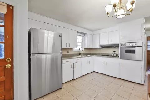 Kitchen - 23 Harold St, Worcester, MA 01604 photo 2 of 3