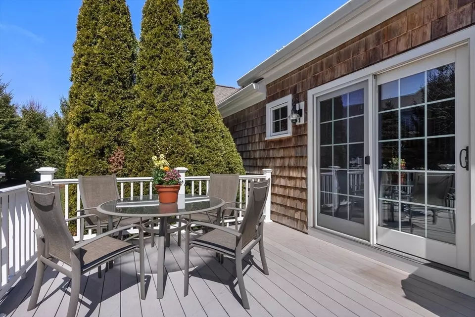 38 Hastings Way 38, Wayland, MA 01778 23 Photos Movoto