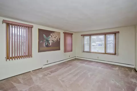 Other - 14 Tumbleweed Rd, Springfield, MA 01109 photo 8 of 14