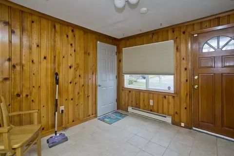 Other - 14 Tumbleweed Rd, Springfield, MA 01109 photo 2 of 14