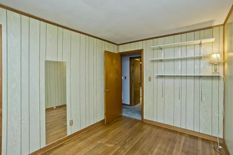 Bedroom - 14 Tumbleweed Rd, Springfield, MA 01109 photo 3 of 3