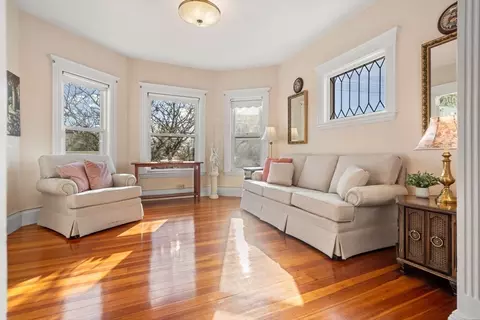 91 Bucknam St, Everett, MA 02149